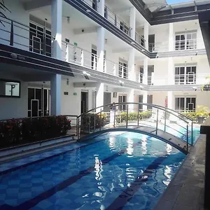 Confort Plaza Hotell